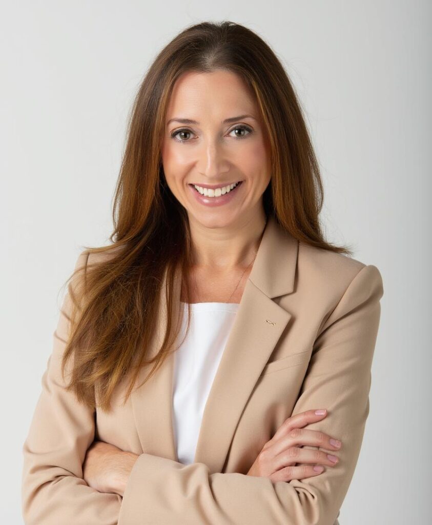 Rachel Blankstein, Co-Founder of Spark Admissions with 14 years of experience coaching hundreds of clients.